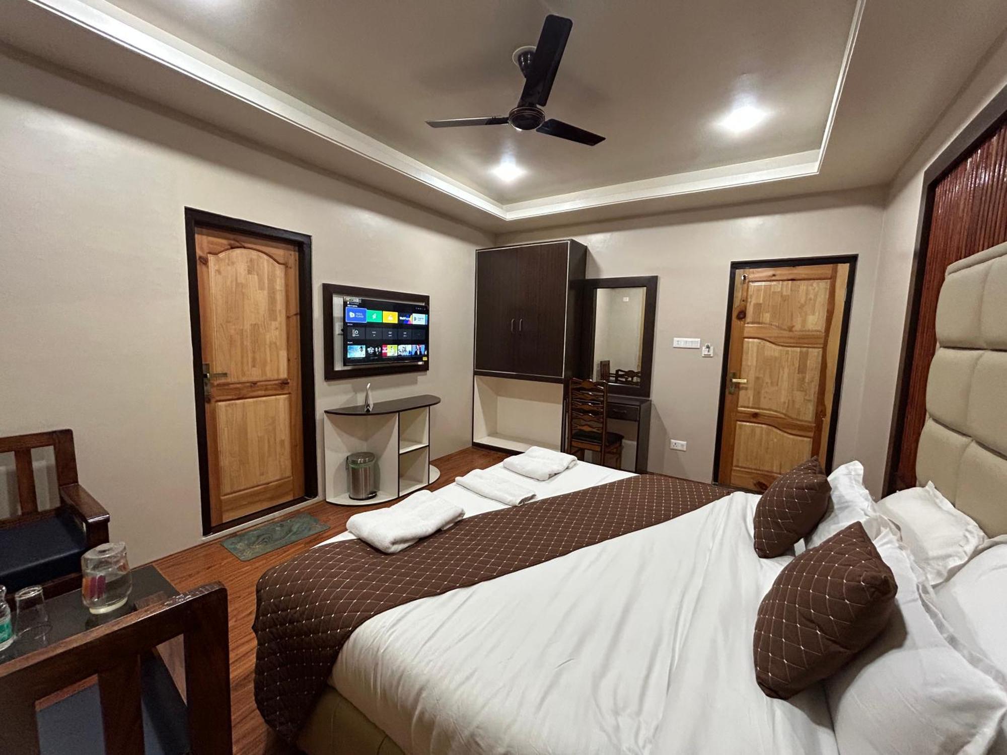 Fair Mount, Airport Road, Humhama Srinagar Hotel Kültér fotó