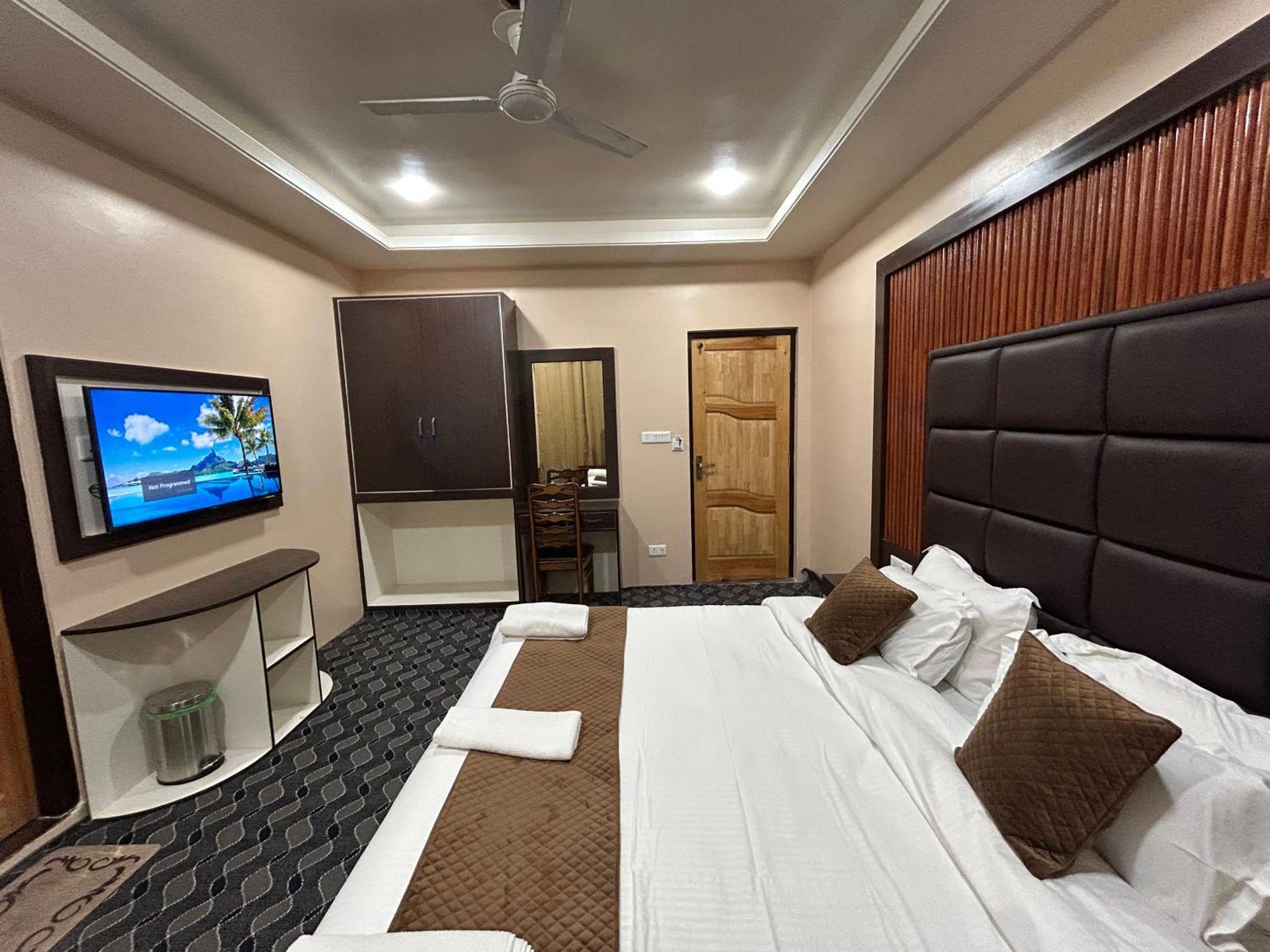 Fair Mount, Airport Road, Humhama Srinagar Hotel Szoba fotó